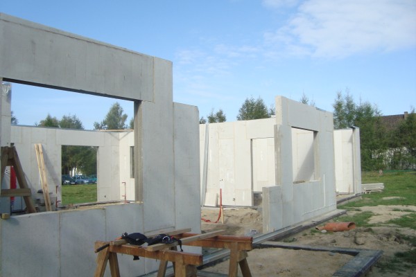 Poland Project_輕質(zhì)隔墻板生產(chǎn)線設(shè)備_輕質(zhì)隔墻板設(shè)備-湖北博悅佳實(shí)業(yè)有限公司